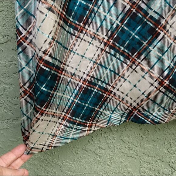 EUC ESSENTIALS BY MILANO Green/White/Red Plaid Ruffled Sleeveless High Neck Top - Picture 3 of 9